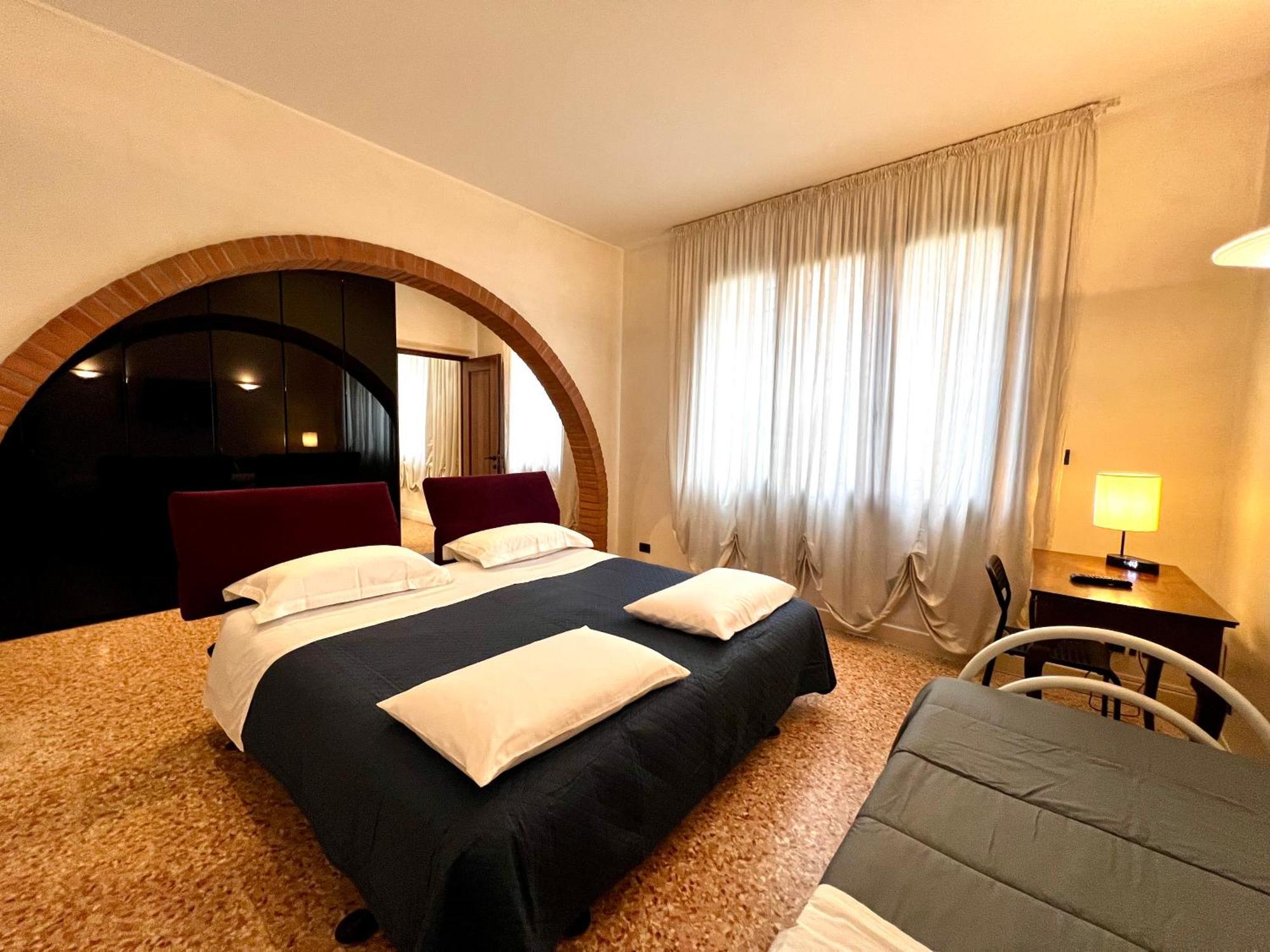 Locazione Turistica Joyful Padova Hotell Exteriör bild