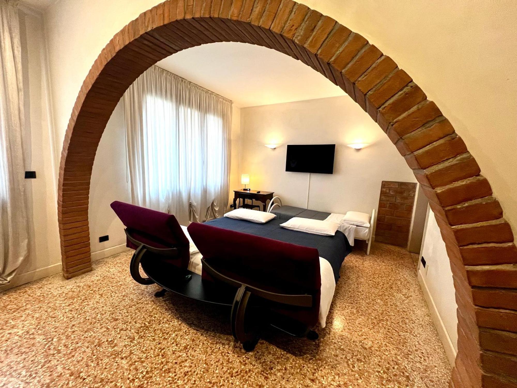 Locazione Turistica Joyful Padova Hotell Exteriör bild